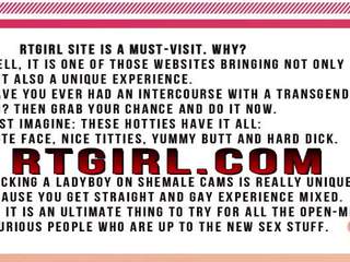 Kanadyjskie blondynka trans facet w czarne pończochy spuszczanie od jej kutas na kamerka internetowa
