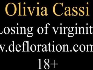 Παρθένα σκληρό πορνό ξεπαρθένεμα του olivia cassi