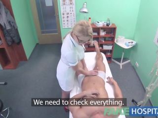 Namaak ziekenhuis passen chap cums over- first-rate blondine verpleegkundigen tieten shortly shortly na neuken haar