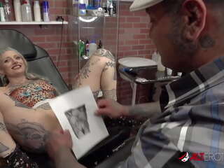 River Dawn Ink sucks member 10 min after her new pussy tattoo