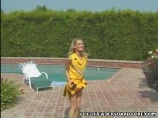 Palaikymo šokėja ashley baras prie baseino suaugusieji filmas