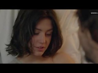 Adele exarchopoulos - з оголеними грудьми ххх відео сцени - eperdument (2016)