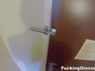 Hotel bilik perisik cermin mata fuck - seks klip 201